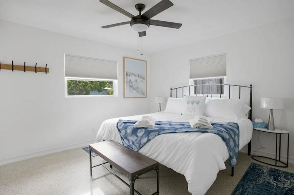 Photo of Bedroom in Lake Clarke Shores