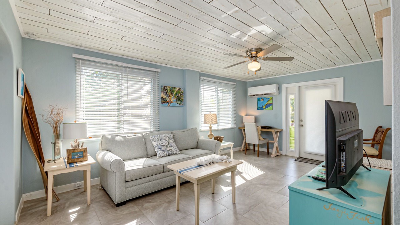 Photo of Livingroom in Melbourne Beach