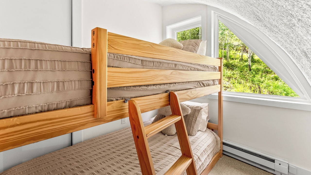 Photo of Bedroom in Intermountain