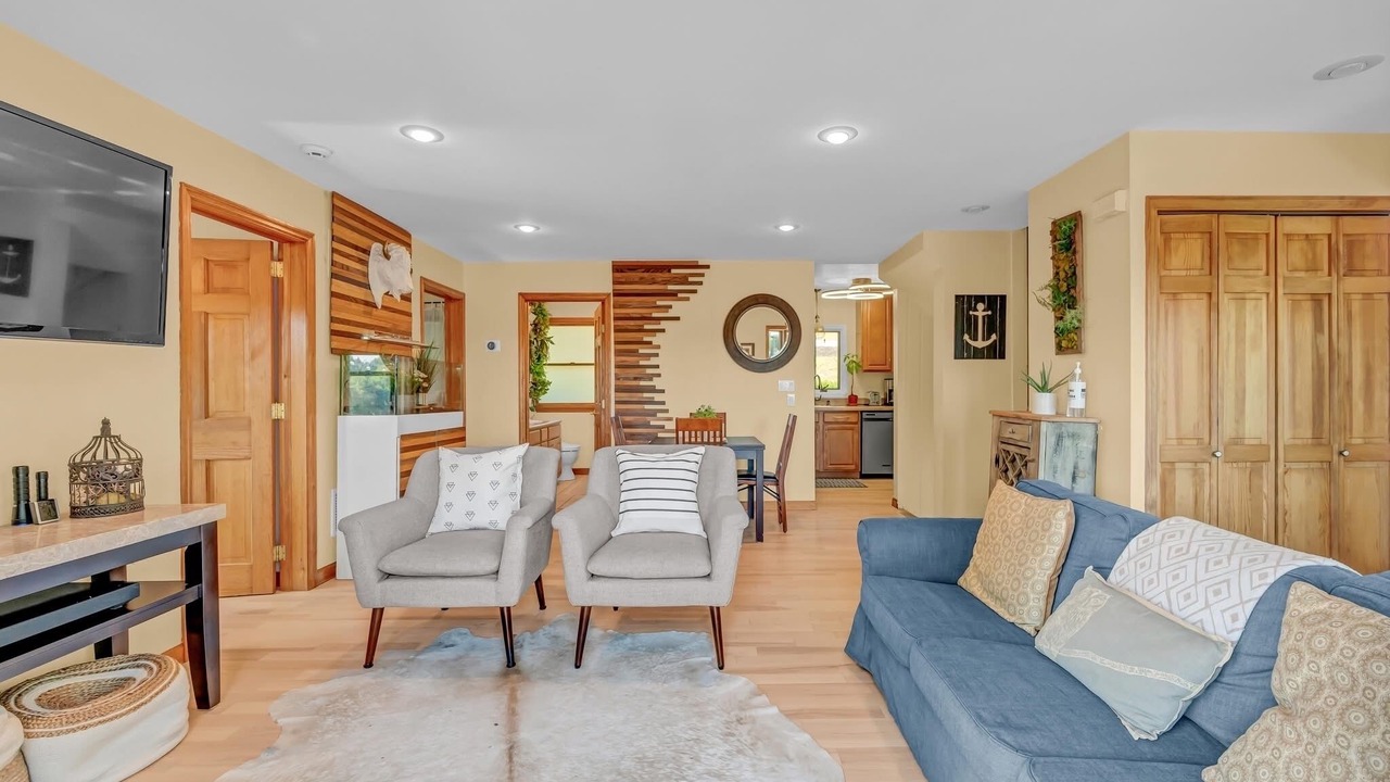 Photo of Livingroom in Danbury
