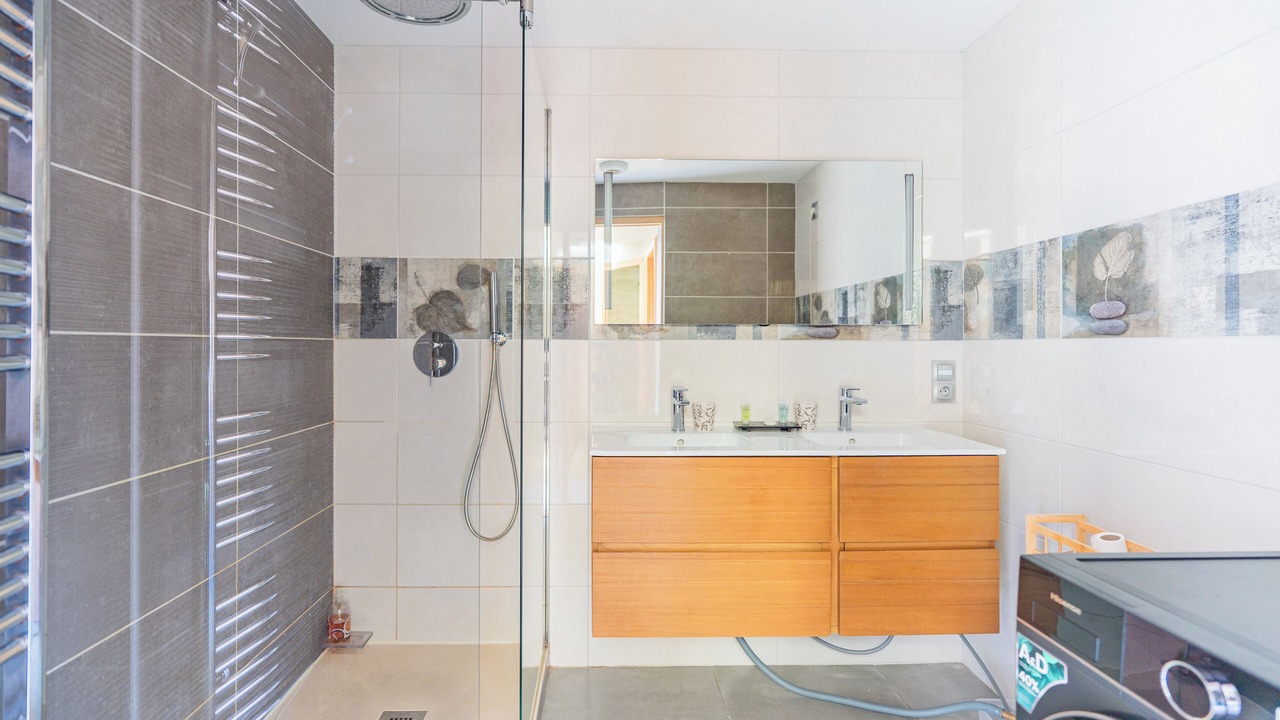Photo of Bathroom in Annecy Old Town