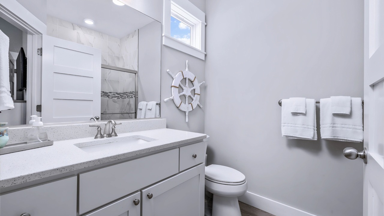 Photo of Bathroom in Corolla Light