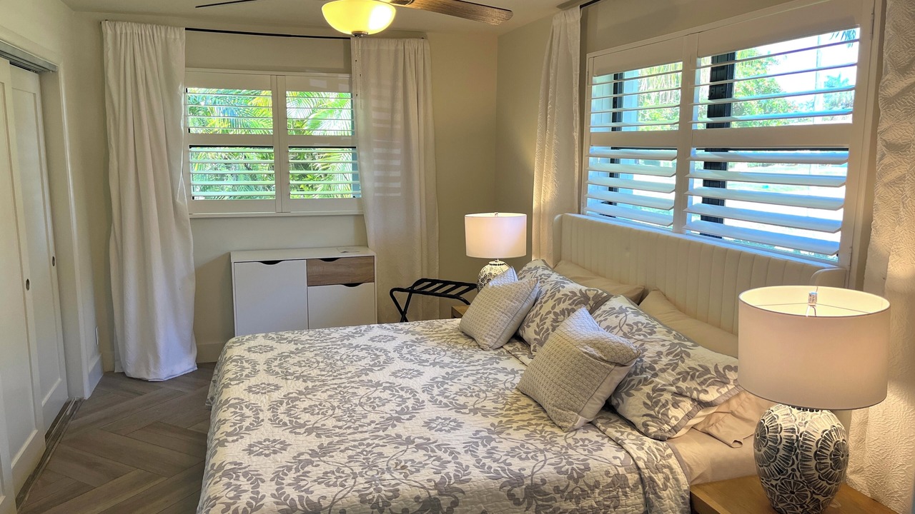 Photo of Bedroom in Lake Clarke Shores