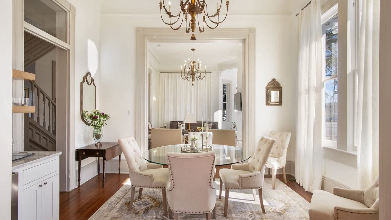 Photo of Livingroom in Tulane - Gravier