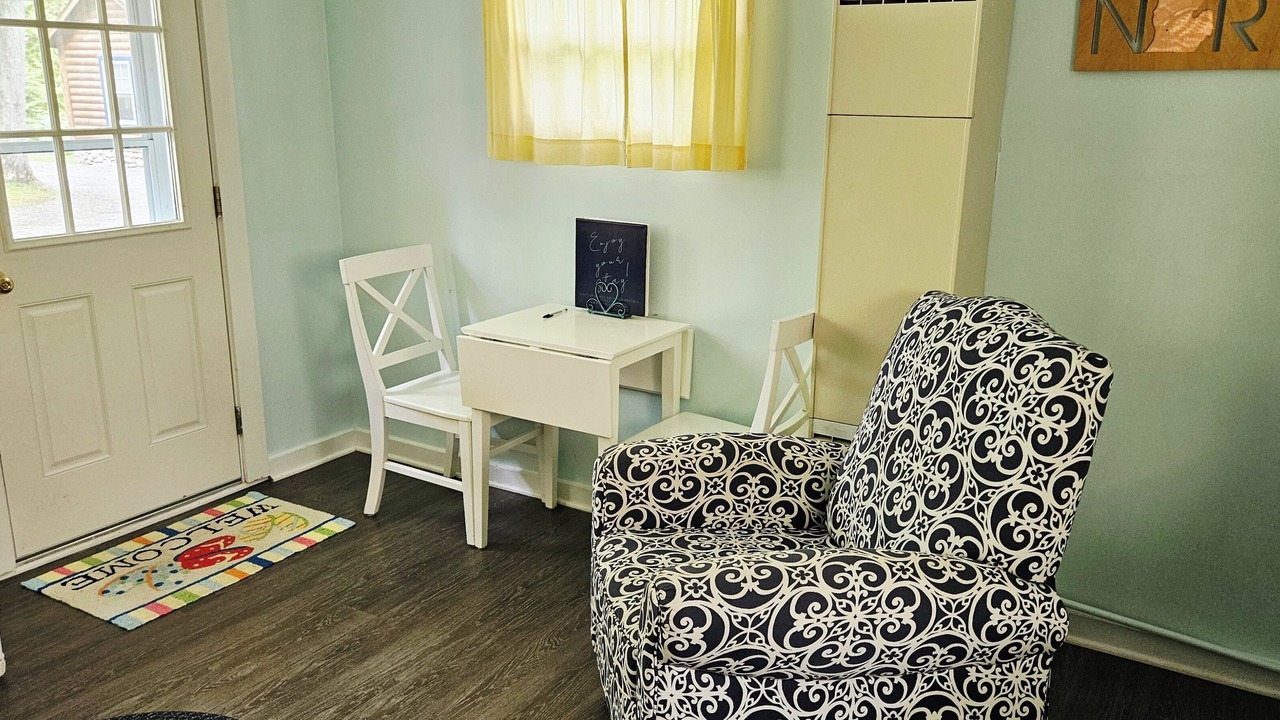Photo of Livingroom in Northport