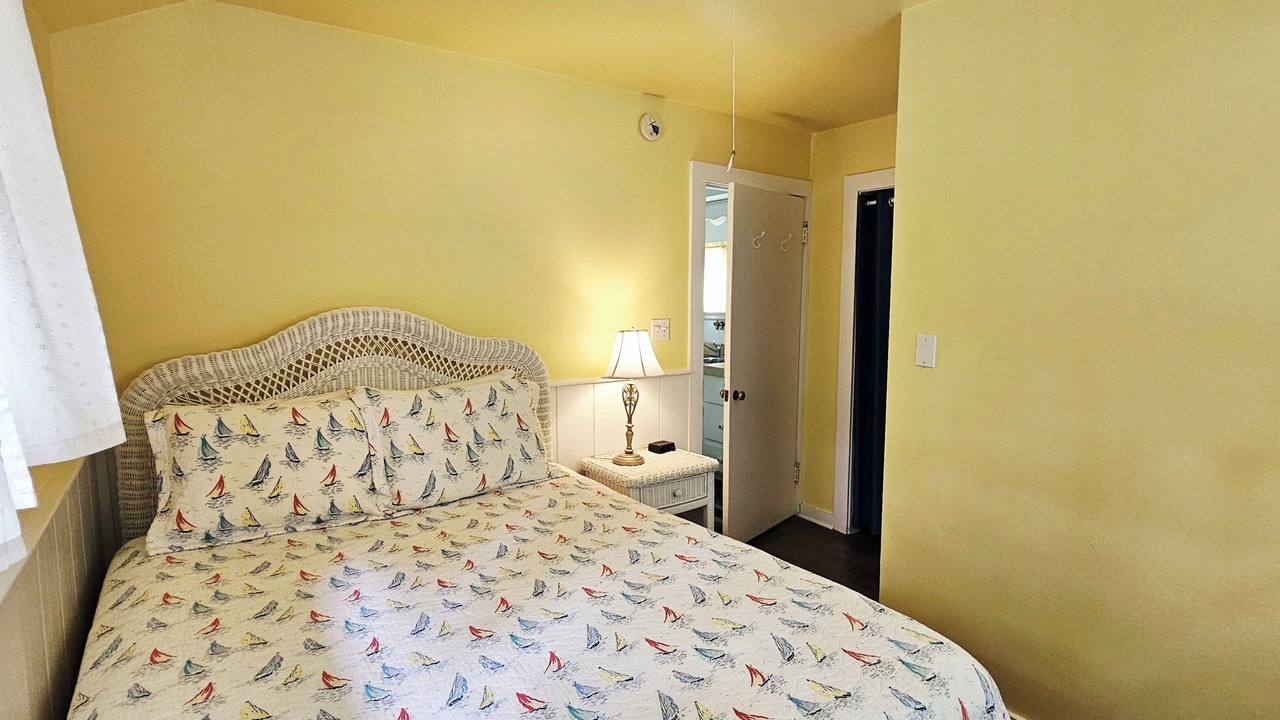 Photo of Bedroom in Northport