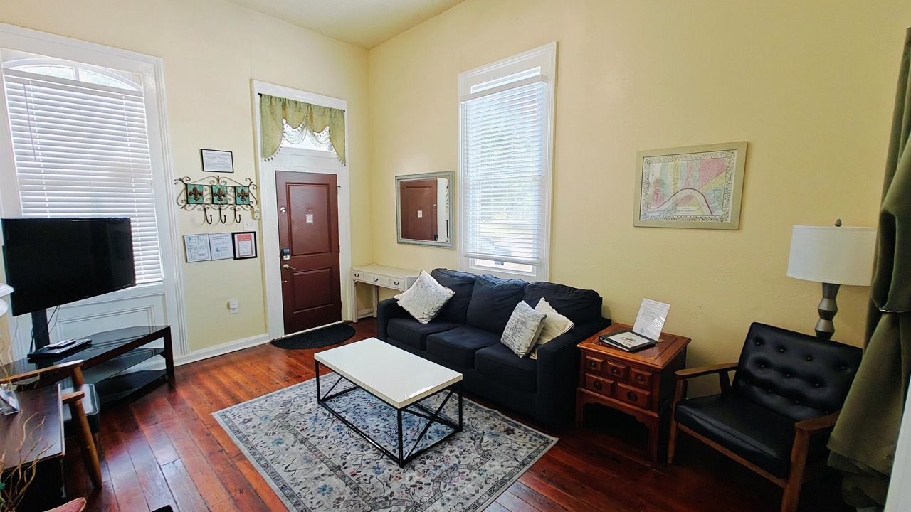 Photo of Bedroom in Tulane - Gravier