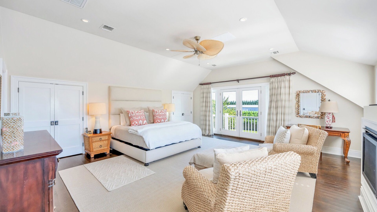 Photo of Bedroom in Bridgehampton