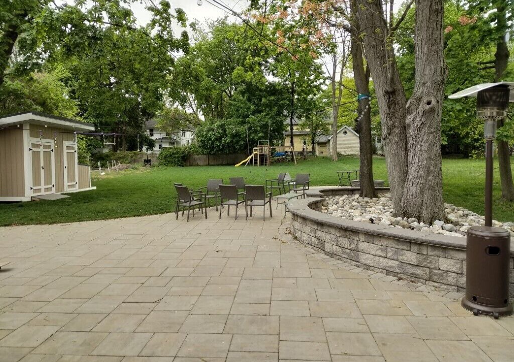 Photo of Outdoor in Teaneck