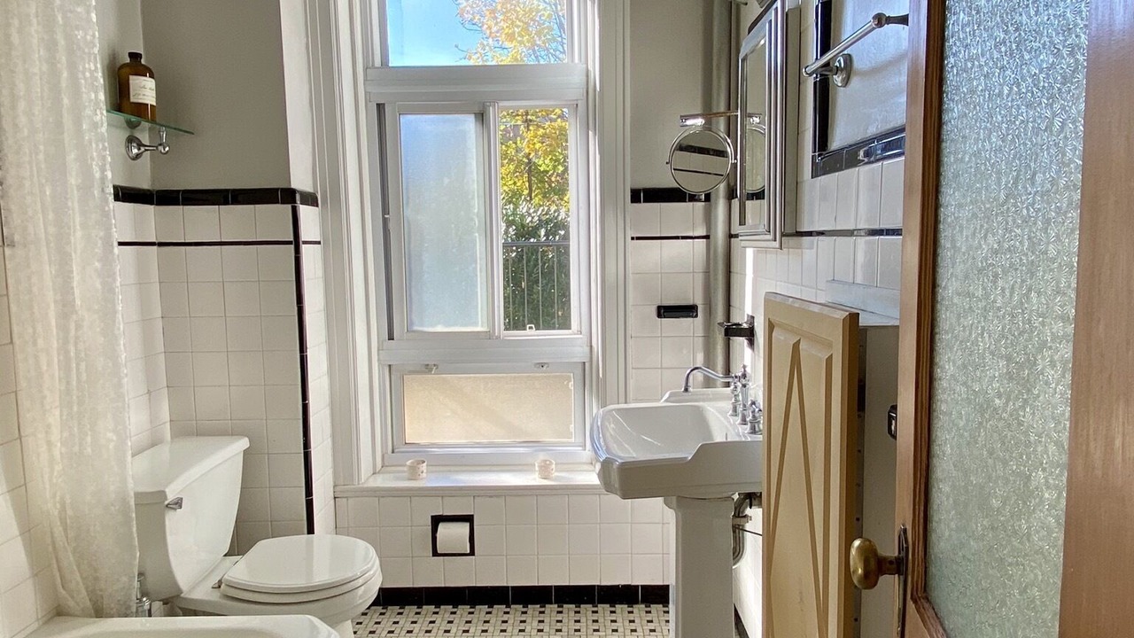 Photo of Bathroom in Gowanus