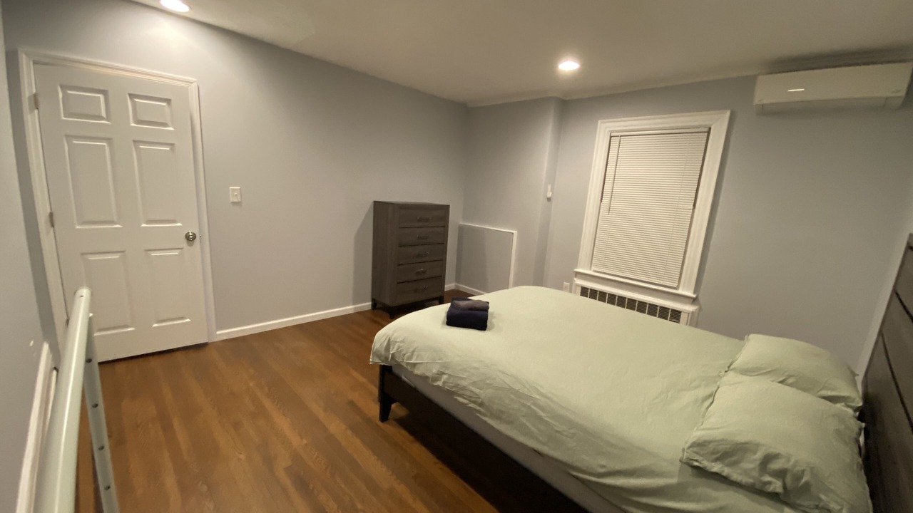 Photo of Bedroom in Queens