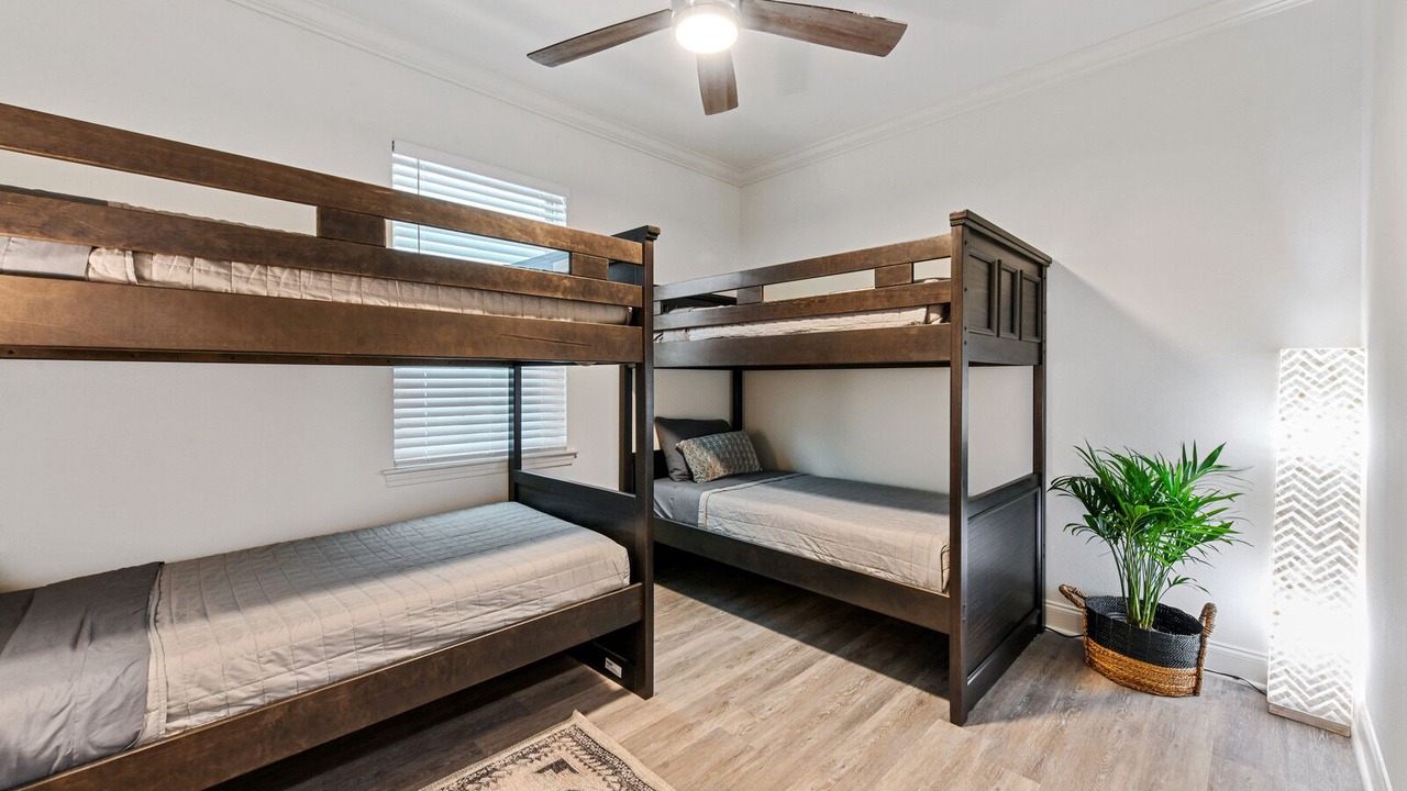 Photo of Bedroom in Tulane - Gravier