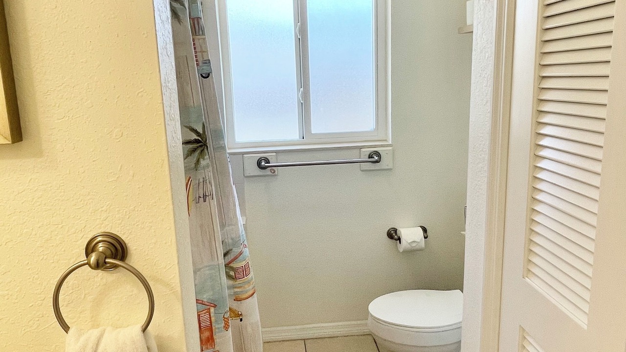 Photo of Bathroom in Cocoa Beach