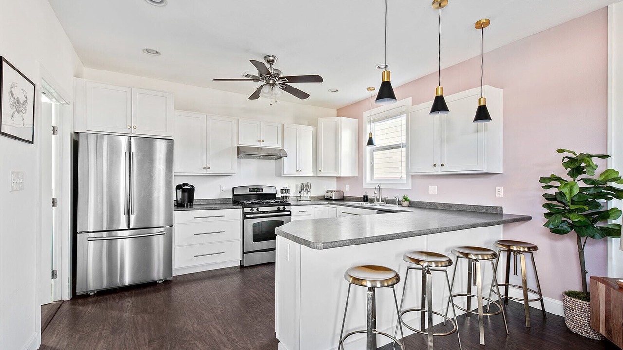 Photo of Kitchen in Esplanade Ridge