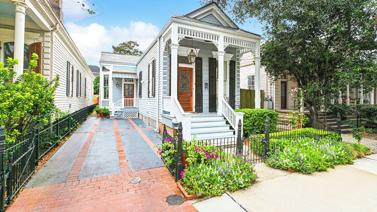 Photo of Others in Uptown Historic District