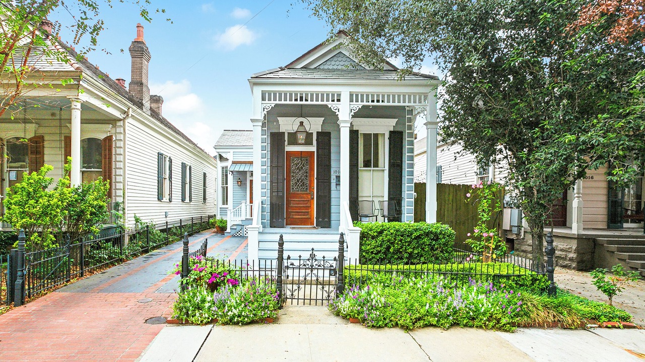 Photo of Others in Uptown Historic District
