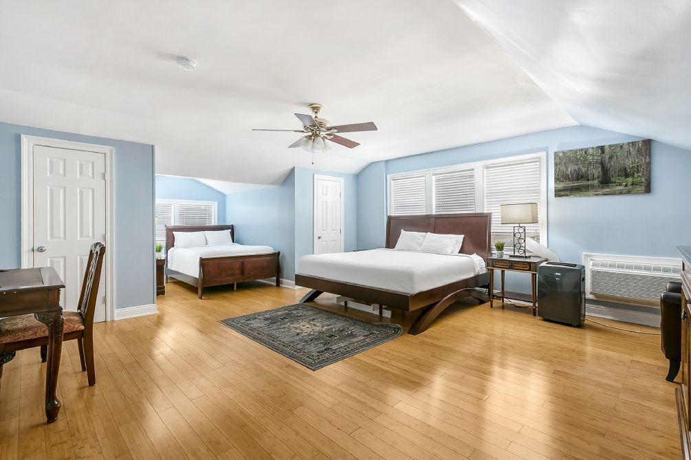 Photo of Bedroom in Mid-City