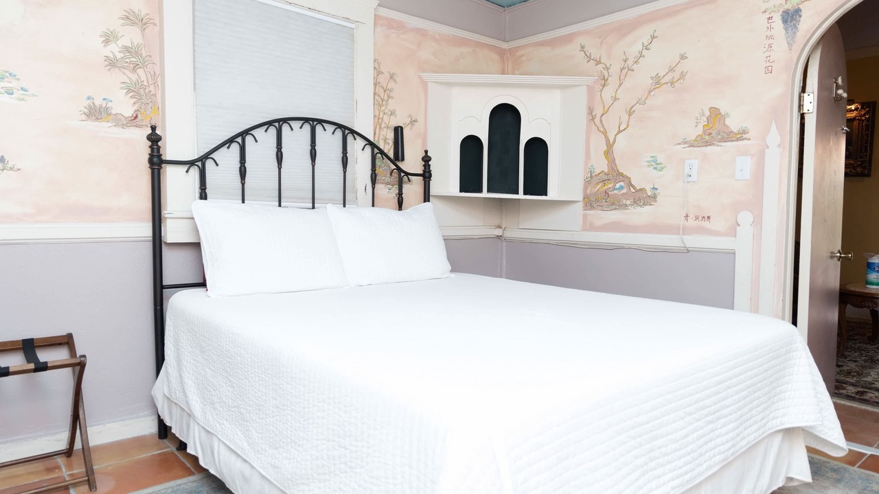 Photo of Bedroom in Faubourg Marigny