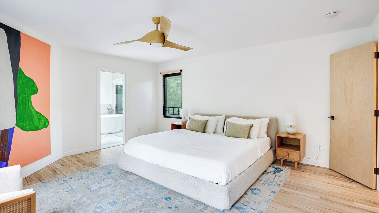 Photo of Bedroom in Springs