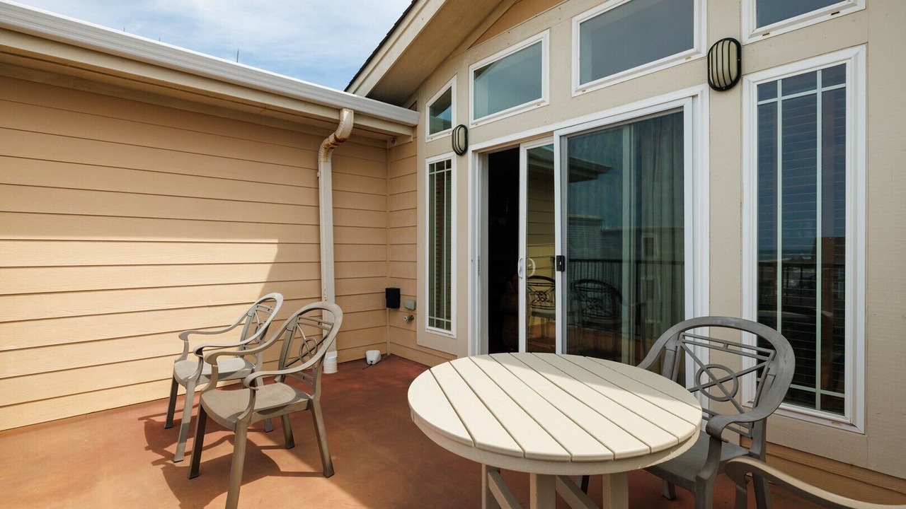 Photo of Patio Balcony in Kill Devil Hills