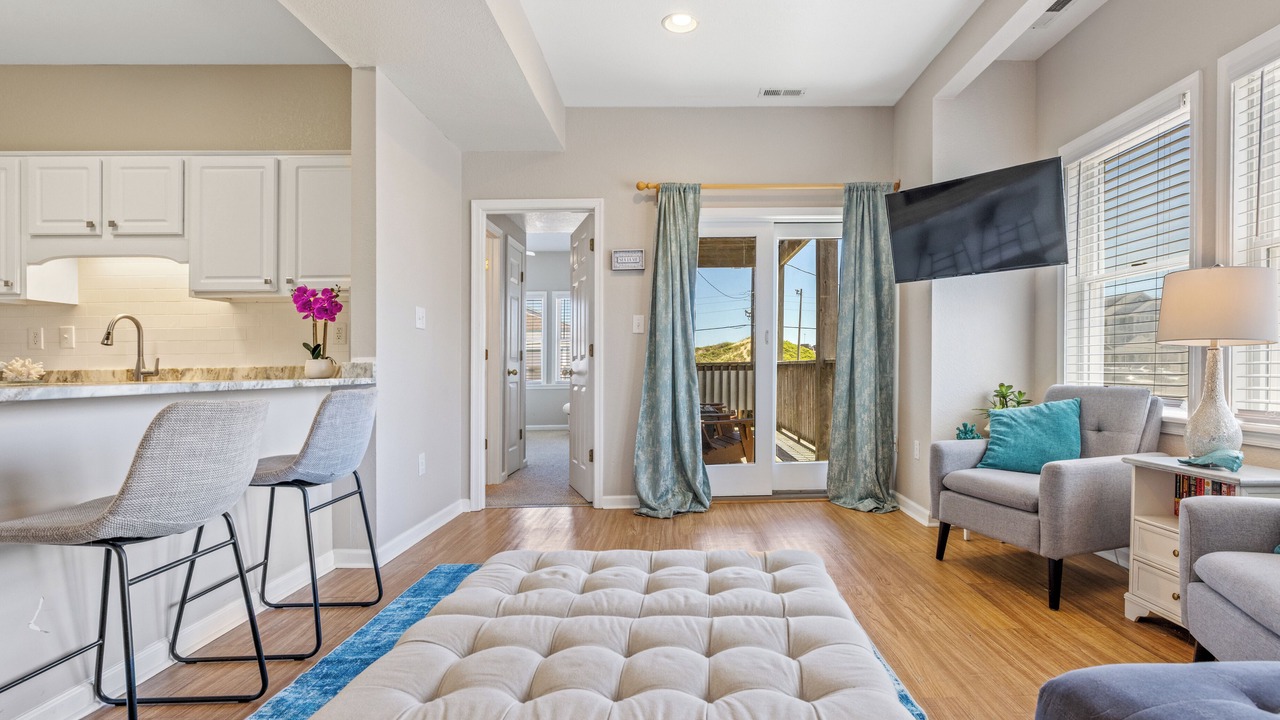 Photo of Livingroom in Kill Devil Hills