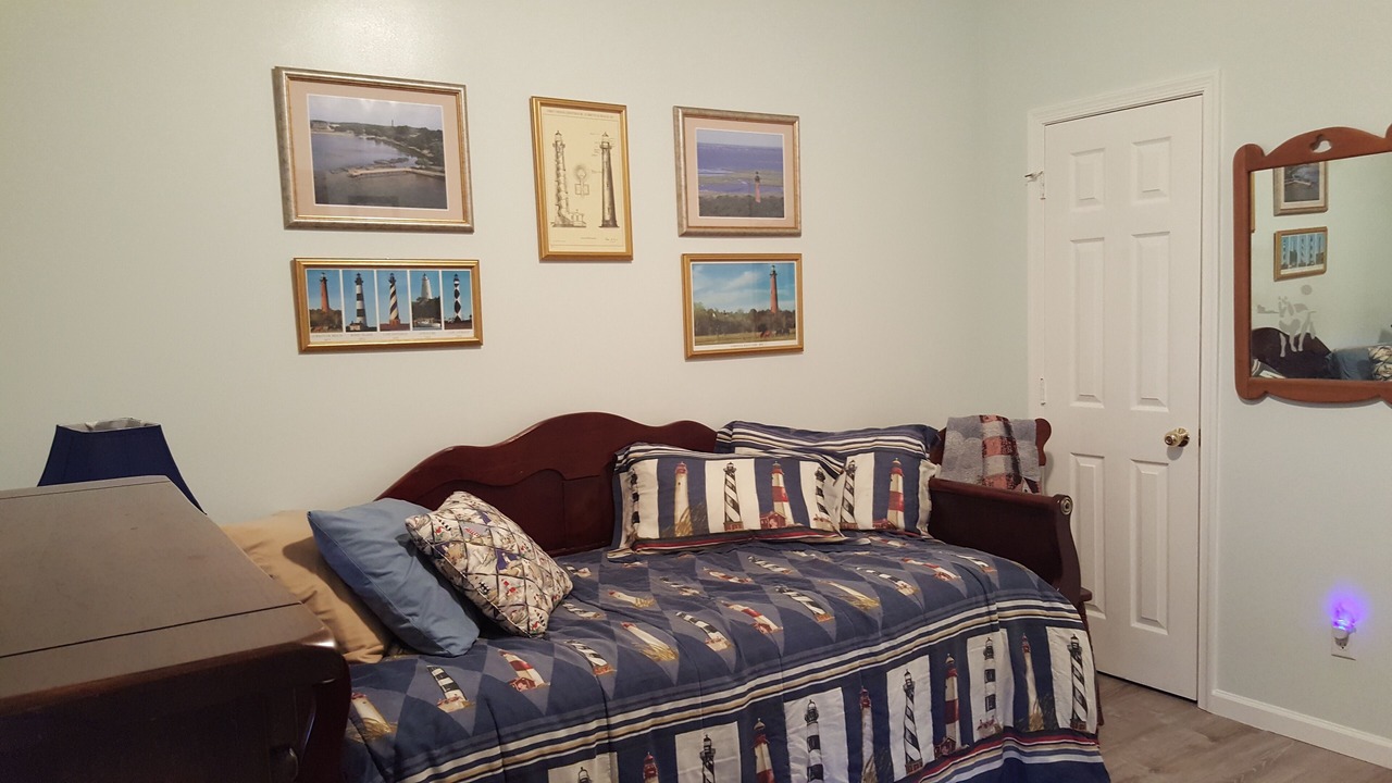 Photo of Bedroom in Corolla Light