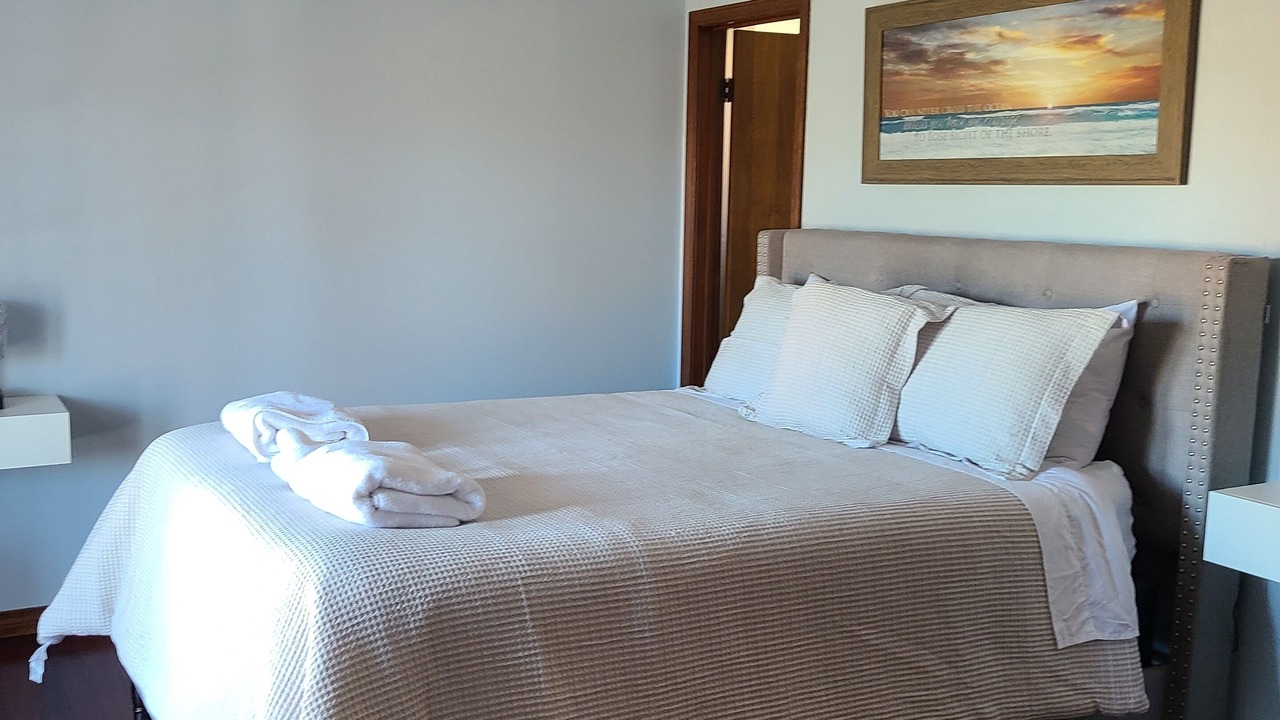 Photo of Bedroom in Lakeview