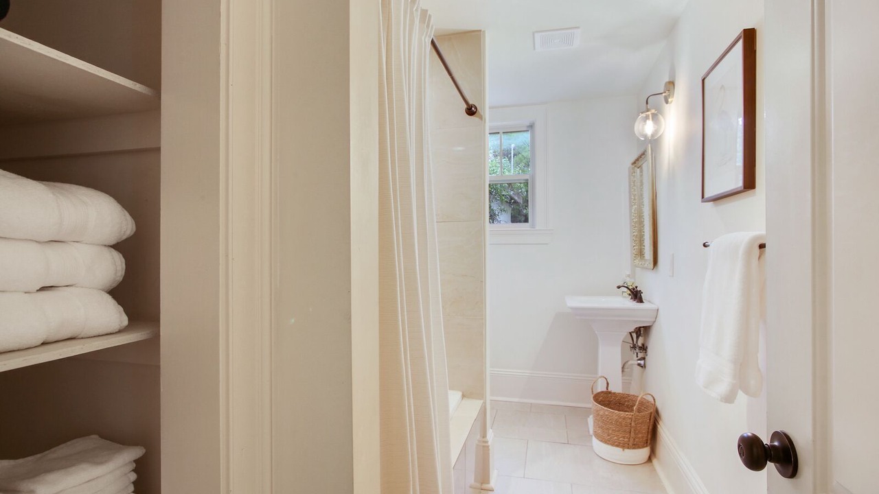 Photo of Bathroom in Mid-City District