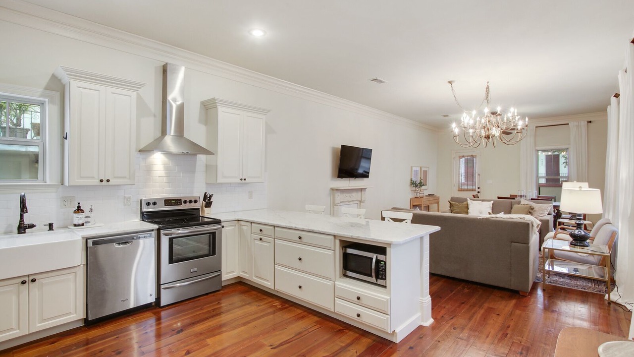 Photo of Kitchen in Mid-City District