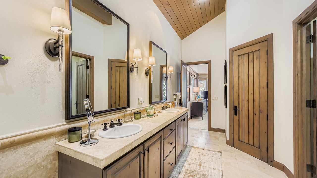 Photo of Bathroom in Deer Valley