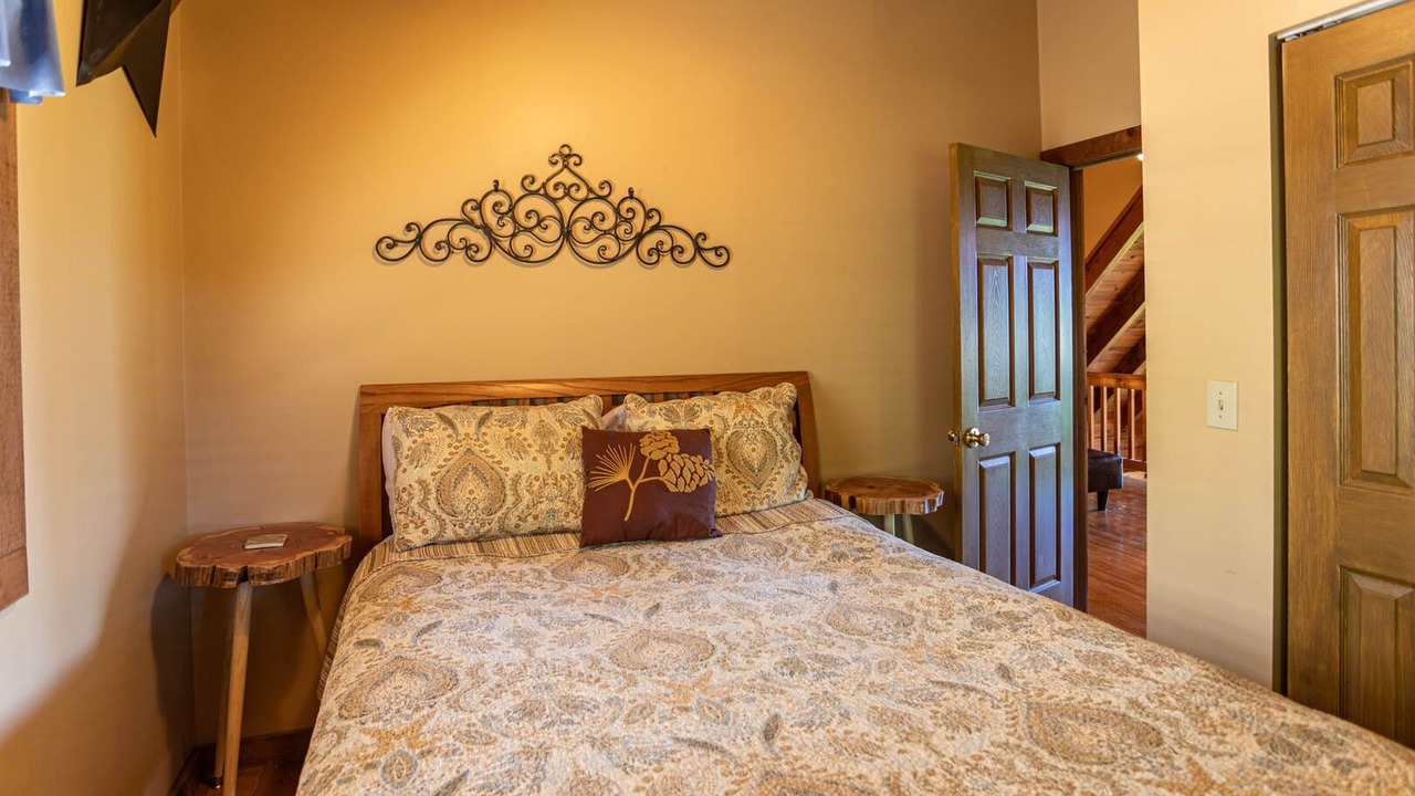 Photo of Bedroom in Banner Elk