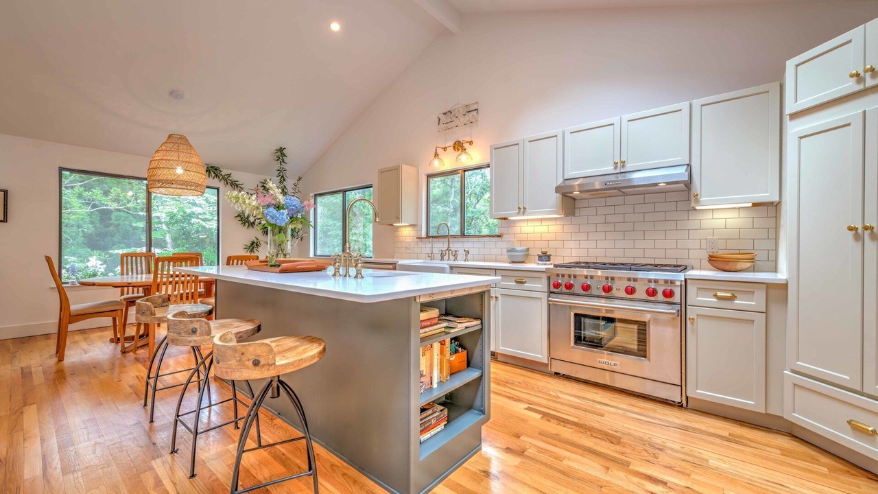 Photo of Kitchen in Northwest Harbor