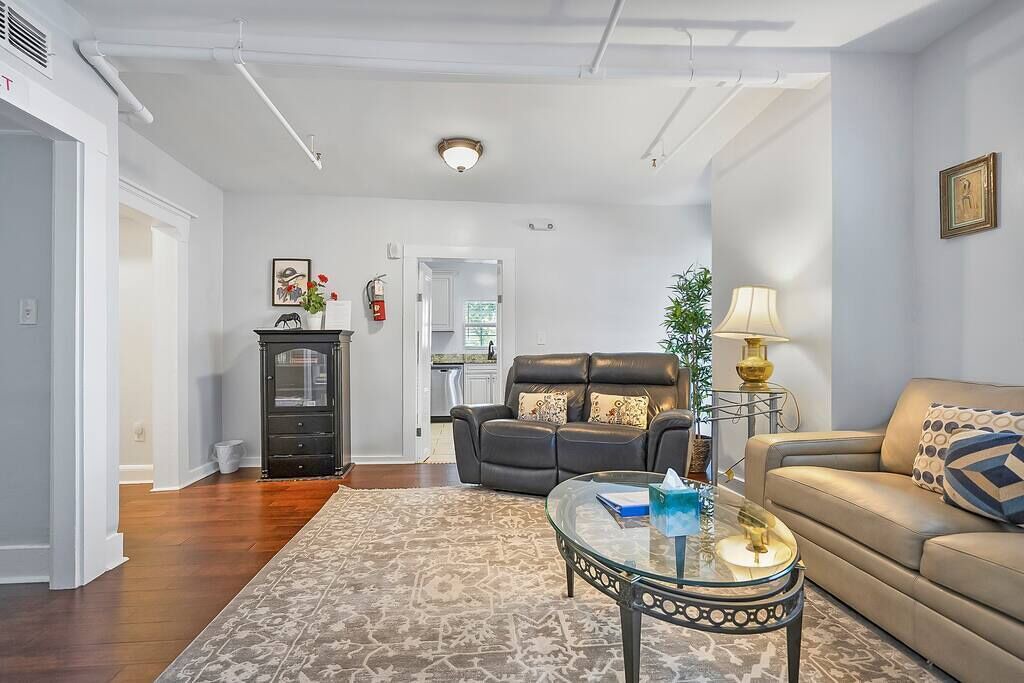 Photo of Livingroom in Downtown Historic District