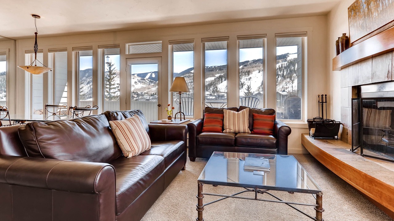 Photo of Livingroom in Vail