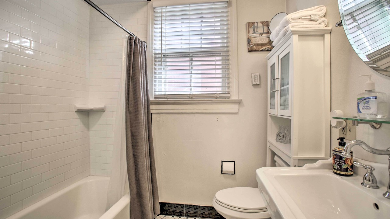 Photo of Bathroom in Bayou St. John