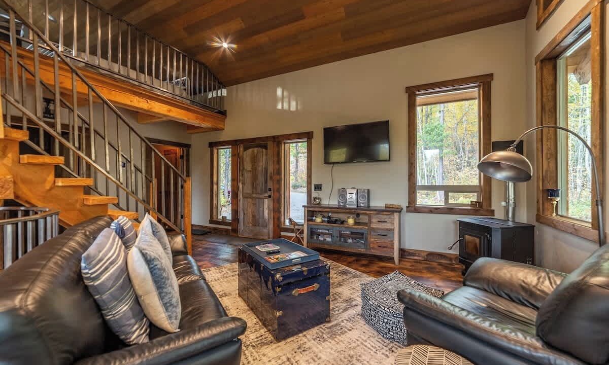 Photo of Livingroom in Columbia Falls