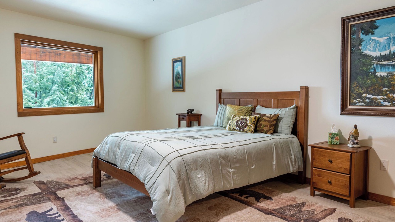 Photo of Bedroom in Lakeside