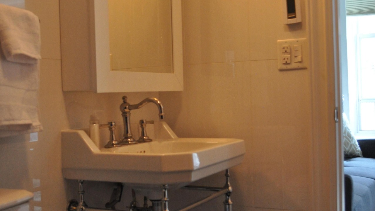 Photo of Bathroom in Williamsburg