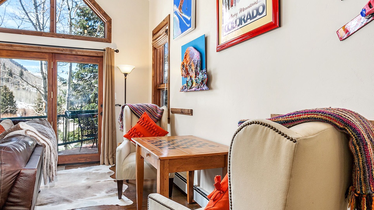 Photo of Livingroom in Vail
