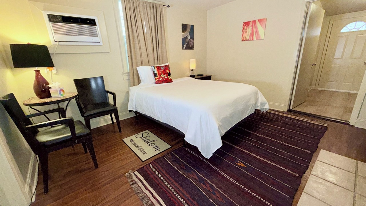 Photo of Bedroom in East Riverside