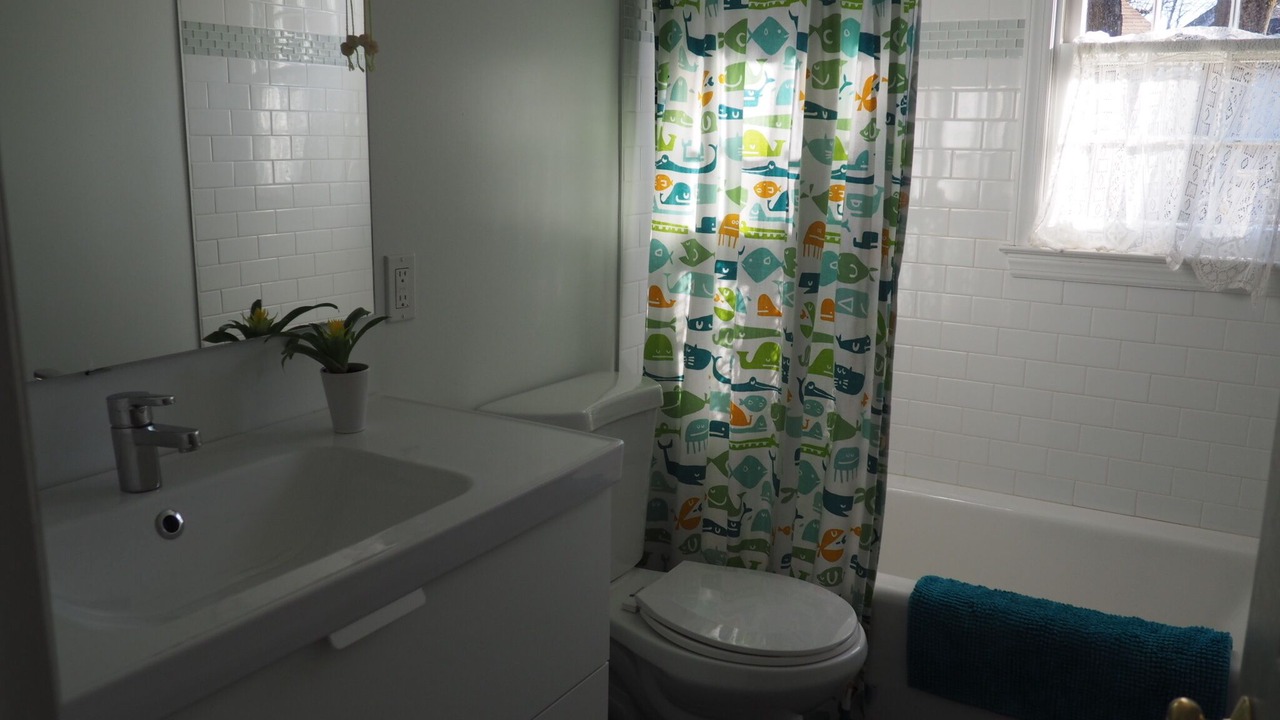 Photo of Bathroom in Old Greenwich
