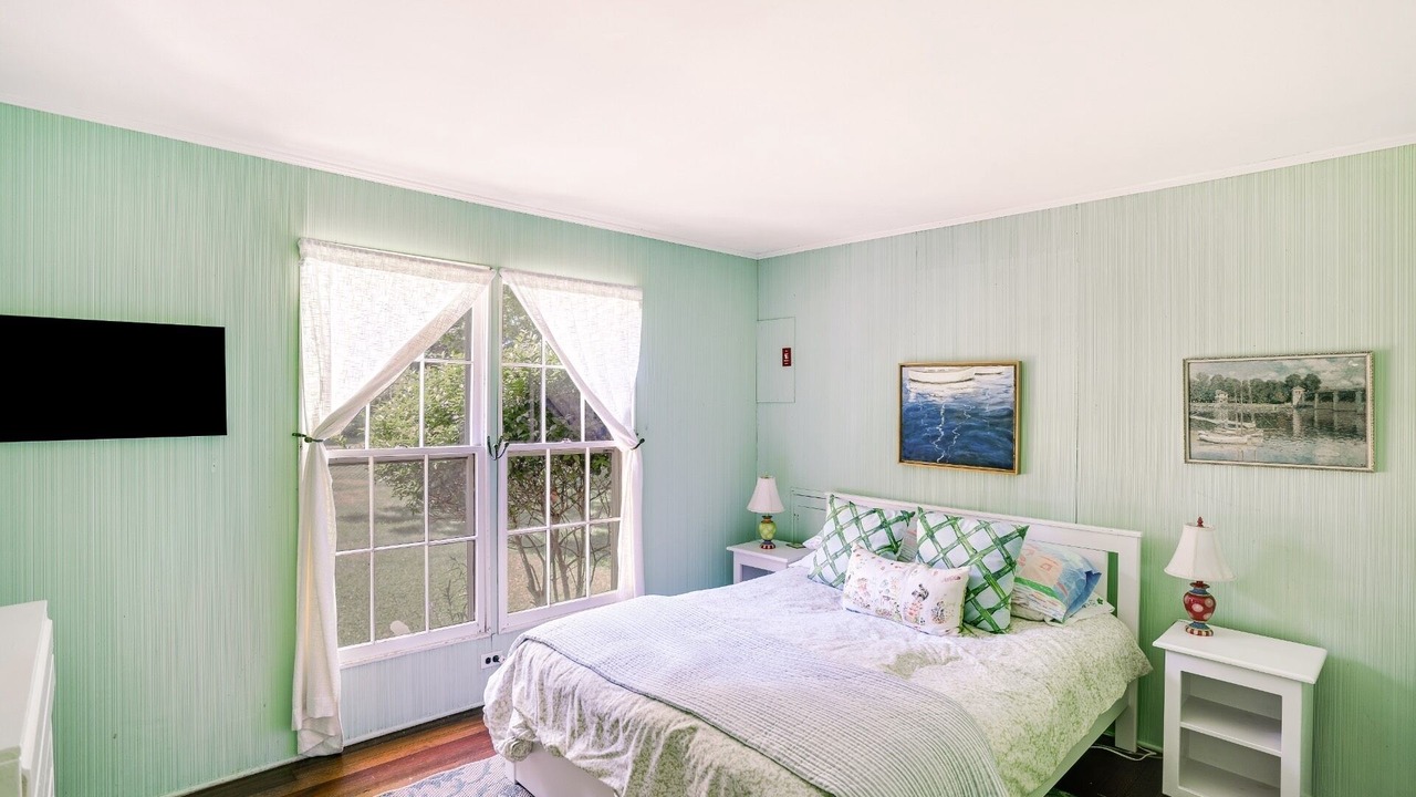Photo of Bedroom in Bridgehampton