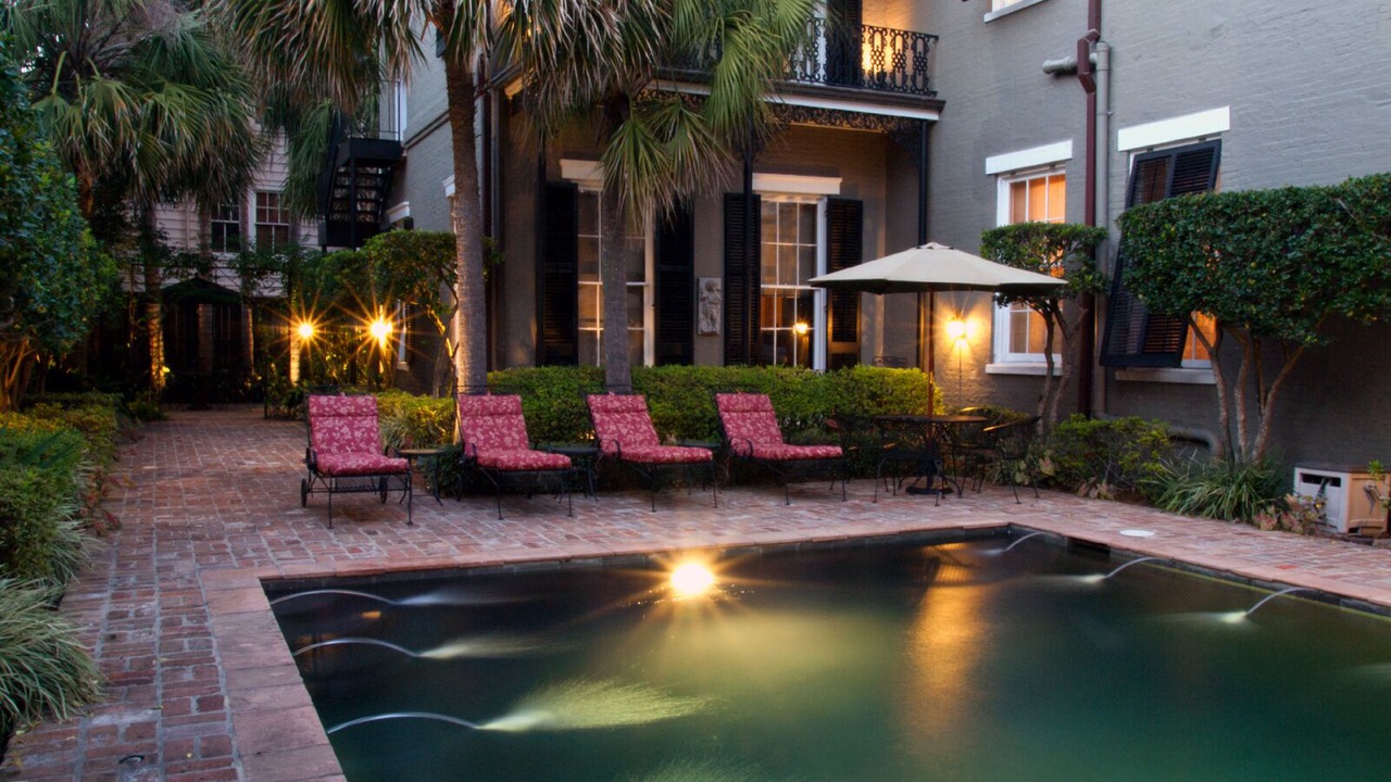 Photo of Outdoor in Garden District