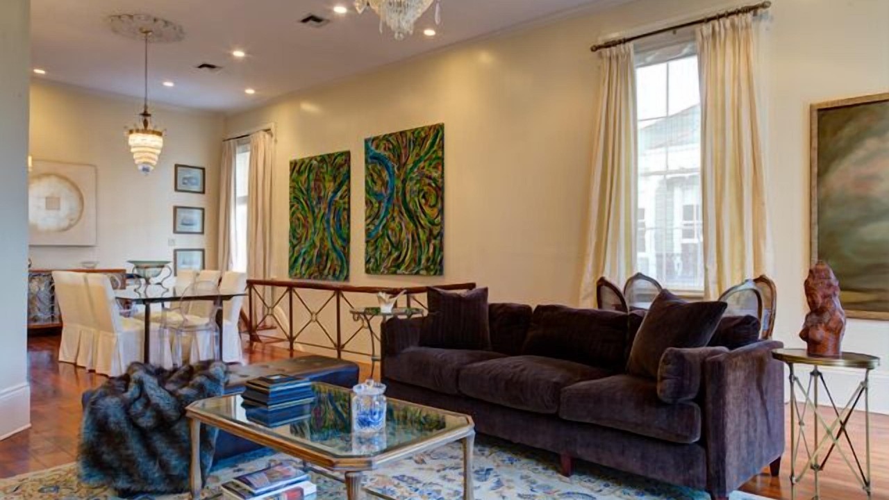 Photo of Livingroom in Garden District