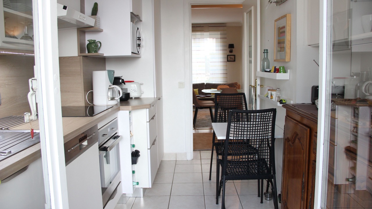 Photo of Kitchen in Moliere - Edgard Quinet