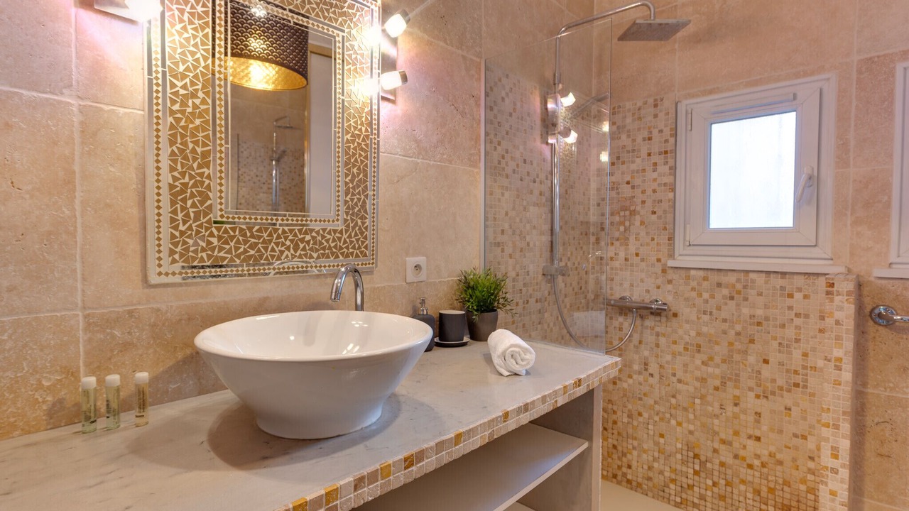 Photo of Bathroom in Annecy Old Town