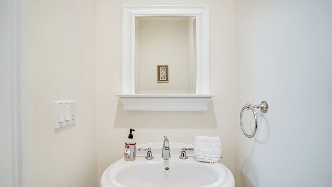 Photo of Bathroom in Wainscott Woods