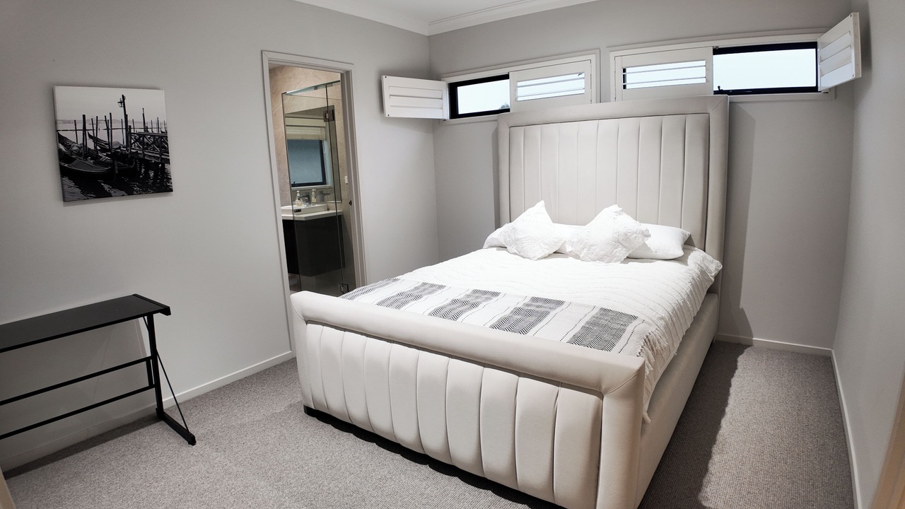 Photo of Bedroom in Craigieburn