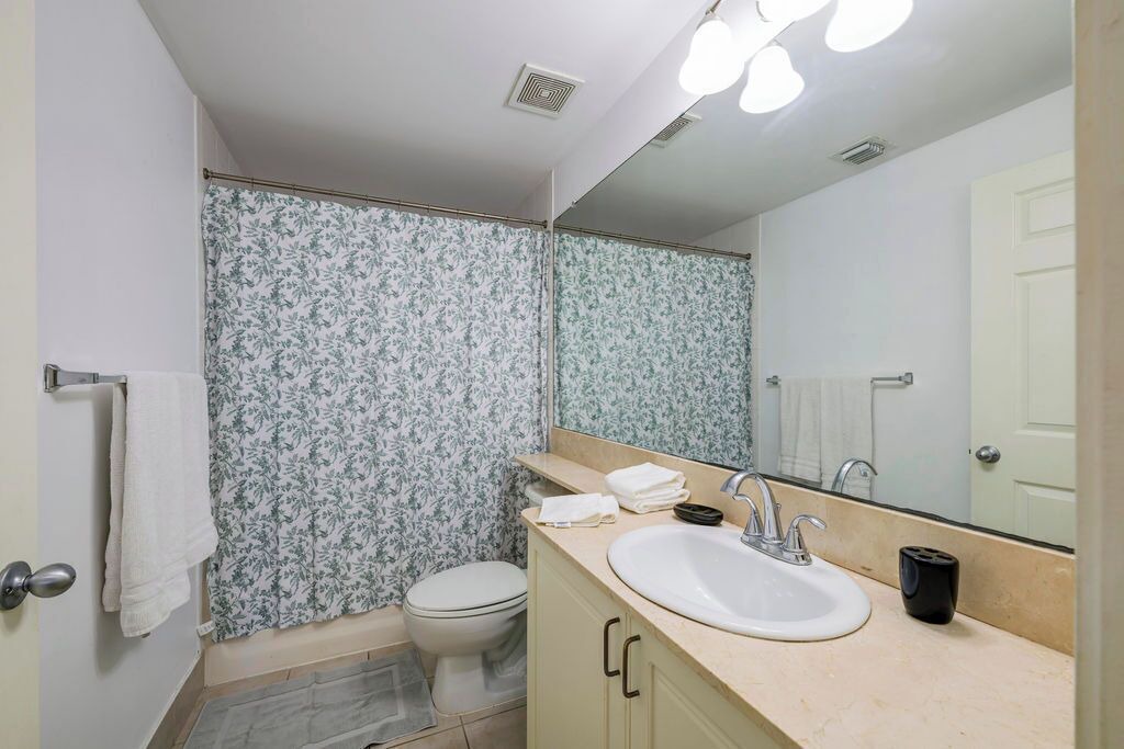 Photo of Bathroom in Downtown West Palm Beach