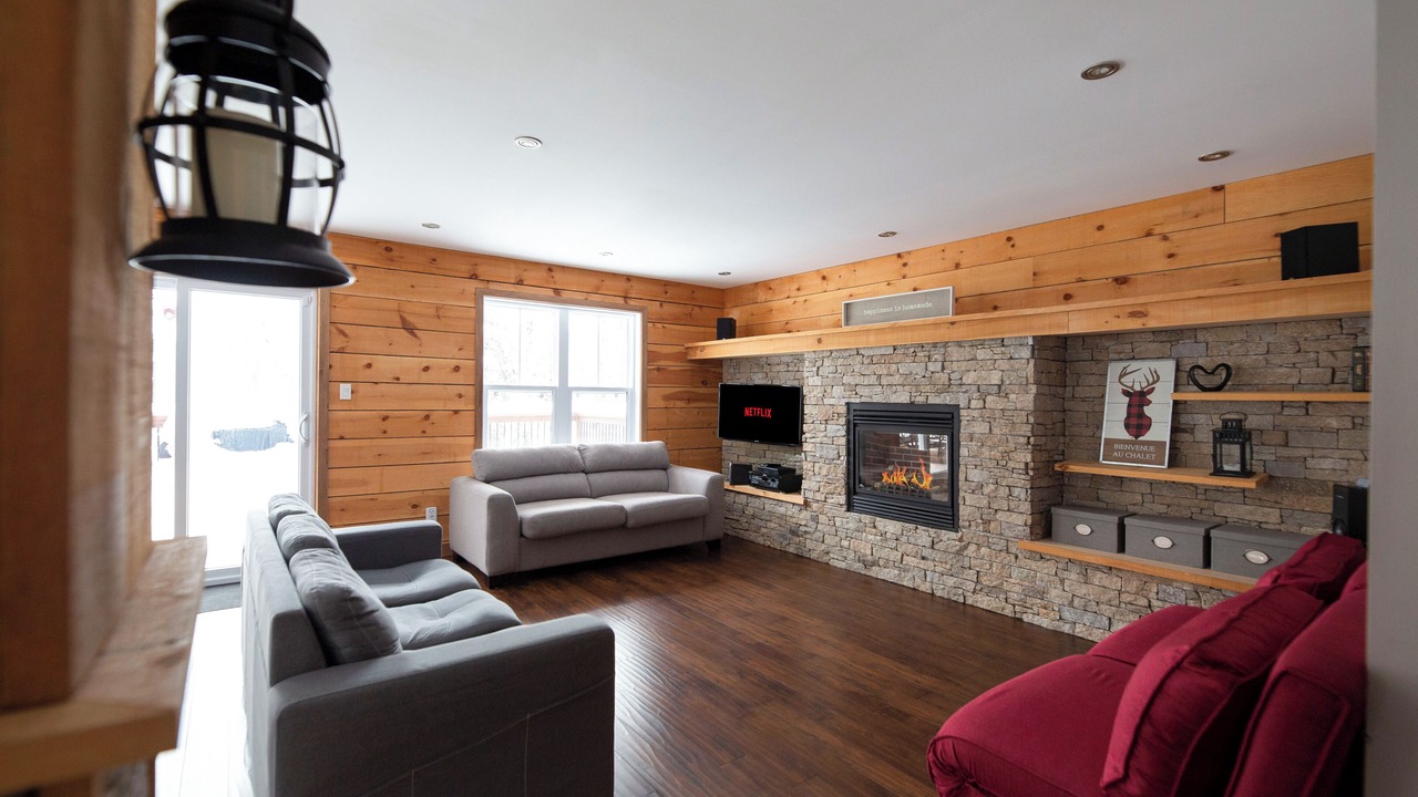 Photo of Livingroom in St-Adolphe-d'Howard